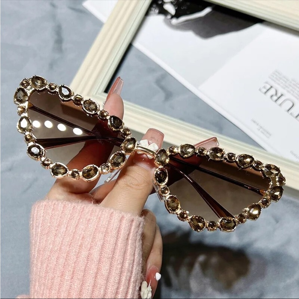 Vintage Rhinestone Decor Cat Eye Glamorous Fashion Glasses
